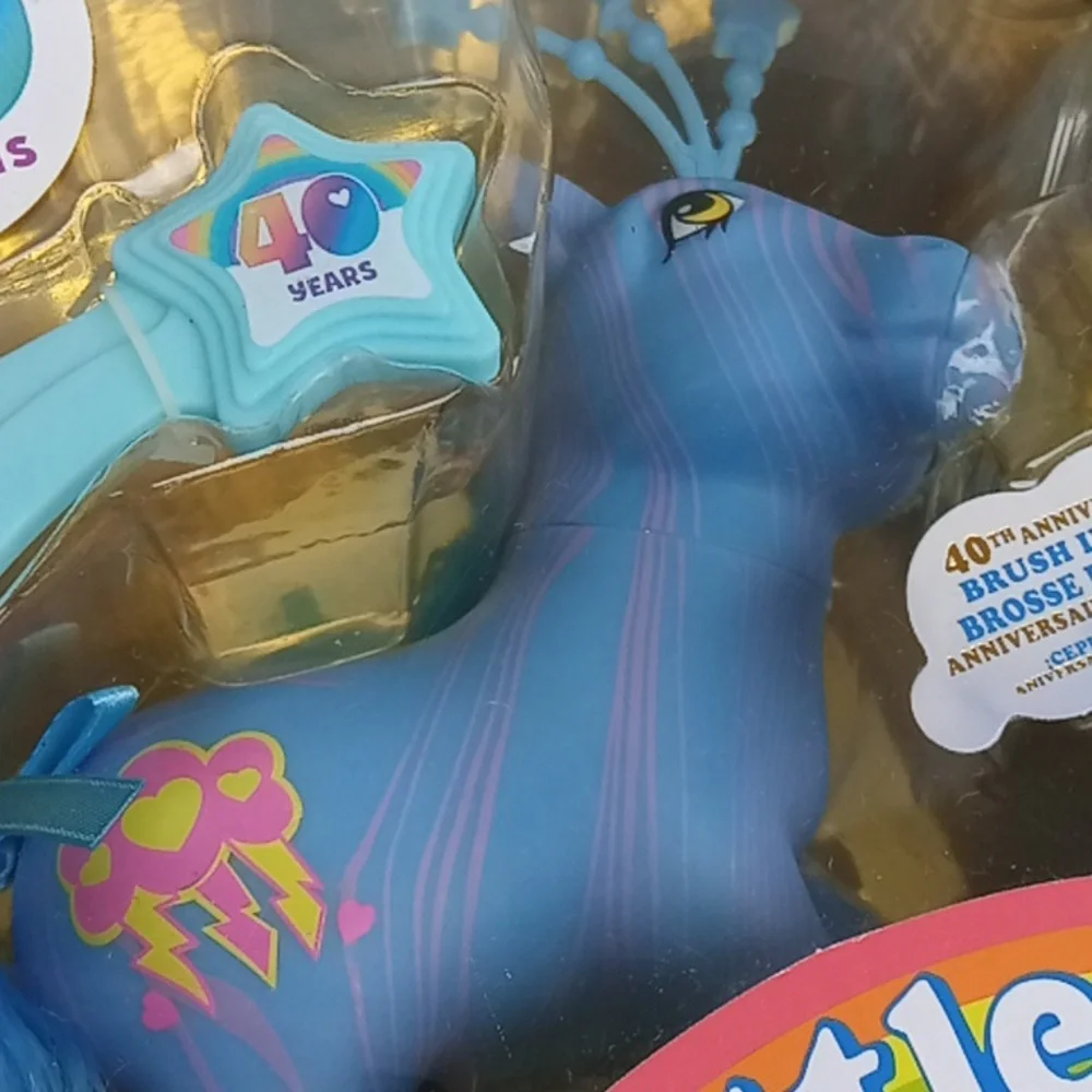 2 New In Box 40th Anniversary My Little Ponies - Picture 8 of 16